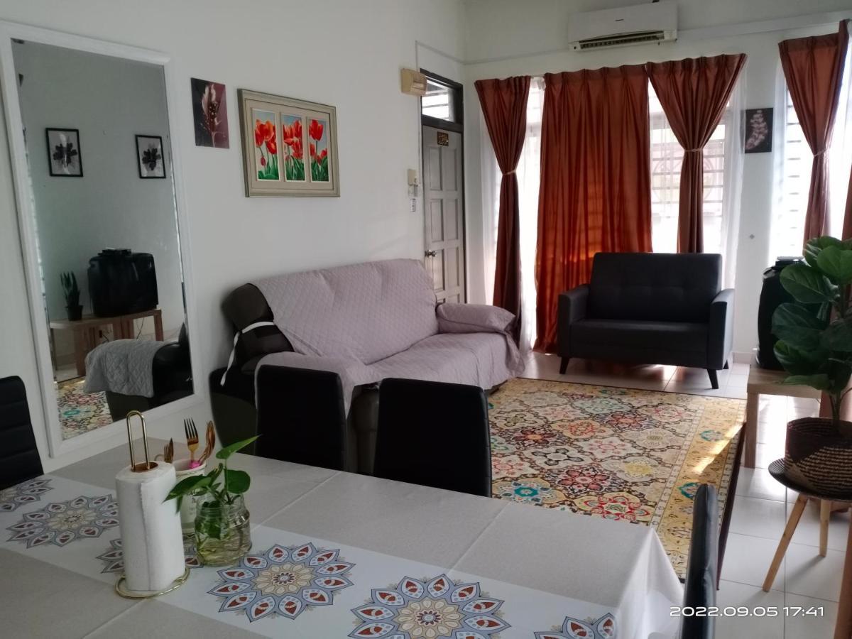 Klia Homestay Ummie Labu Luaran gambar
